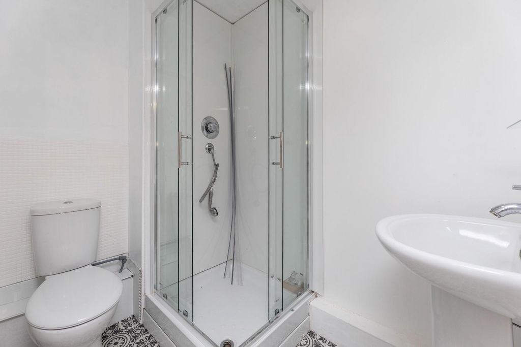 Additional image 10 of 2 bed flat for salePrimrose Place, Doncaster DN4