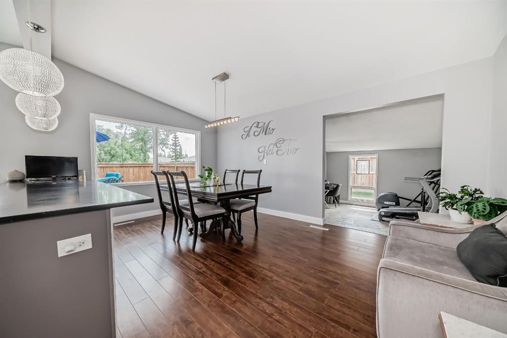 Additional image 4 of 5519 Buckthorn Road NW, Calgary, AB, T2K 2Y6
