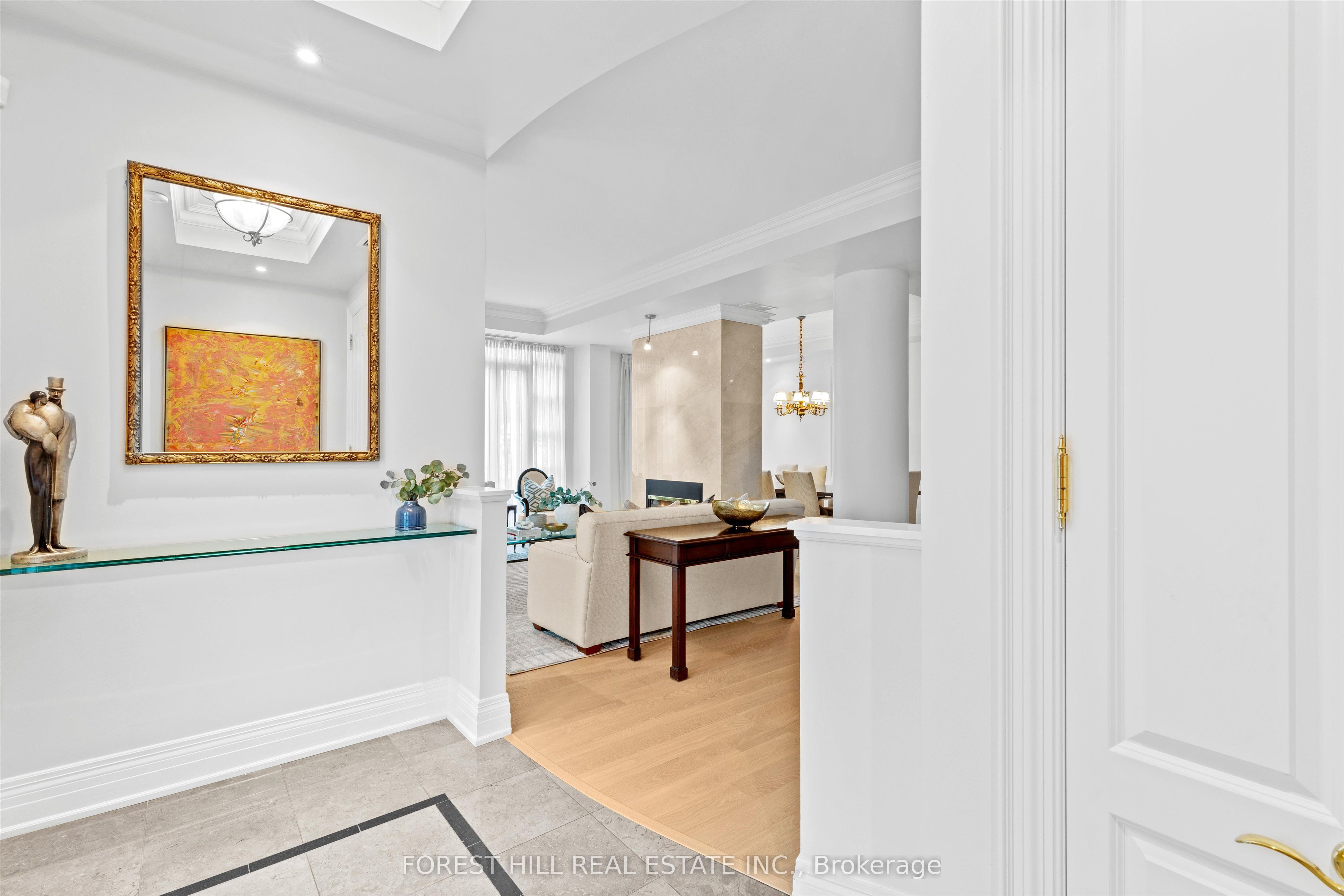 Additional image 4 of 108-33 Delisle Avenue, Toronto, ON, M4V 3C7