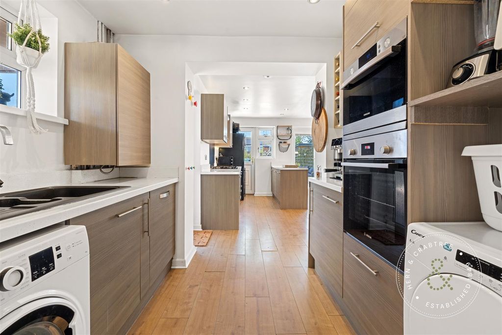 Additional image 9 of 4 bed semi-detached house for saleWell Wood Close, Cardiff CF23