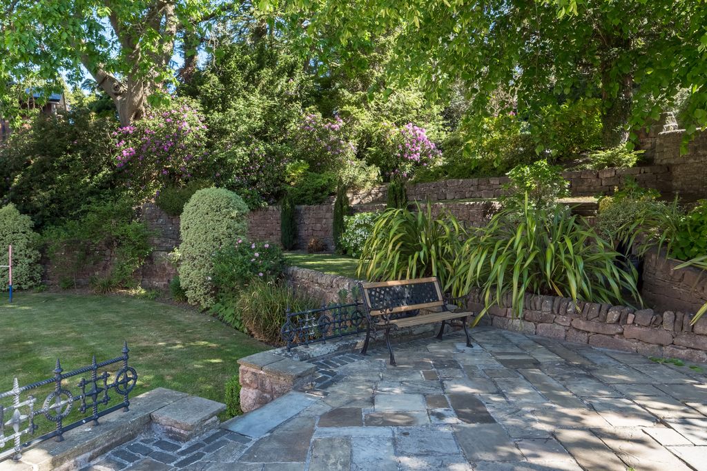 Additional image 20 of 5 bed semi-detached house for saleTempest Road, Alderley Edge, Cheshire SK9