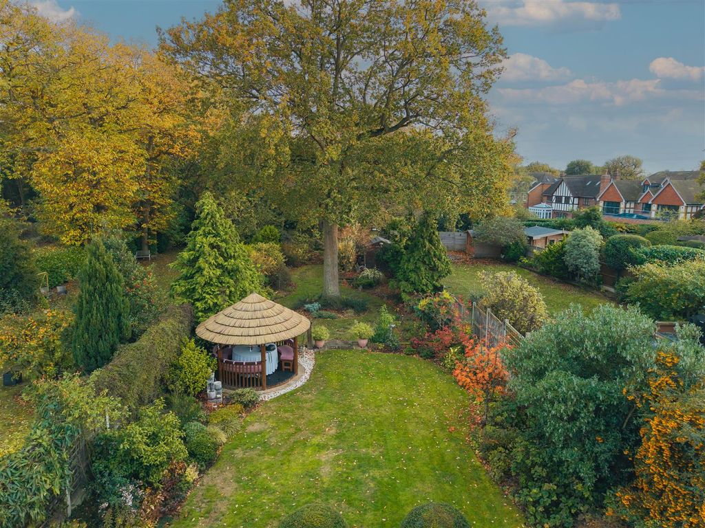 Additional image 23 of 6 bed detached house for saleNorsey Road, Billericay CM11