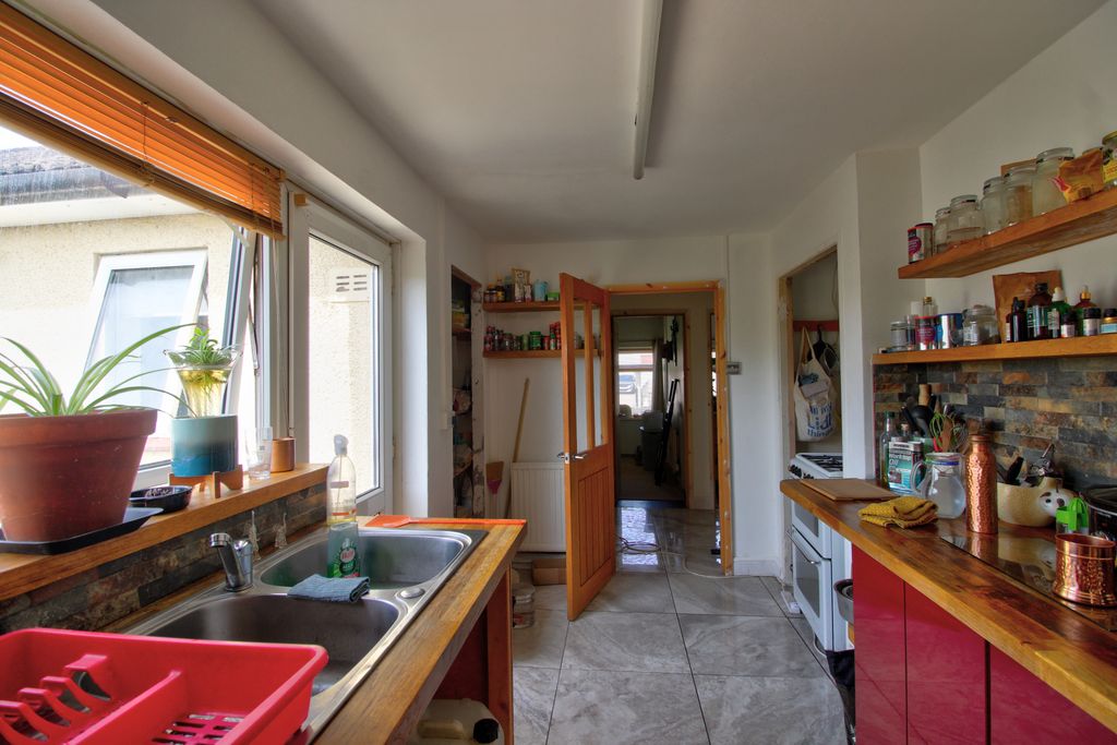 Additional image 7 of 3 bed flat for saleHowe Circle, Newport NP19