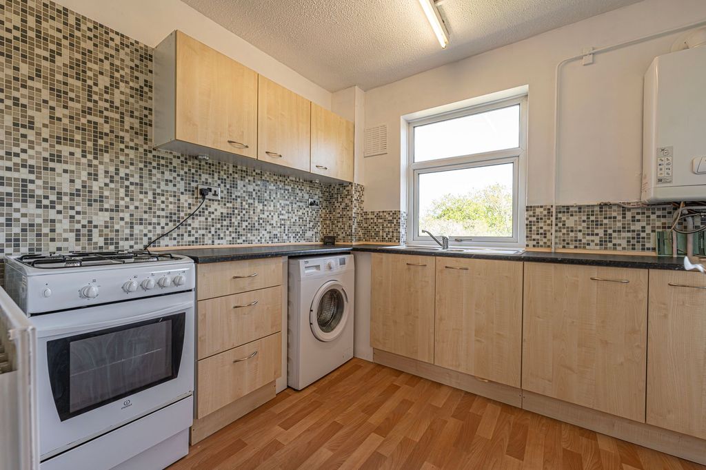 Additional image 3 of 2 bed flat for saleBeaufort Road, Newport NP19