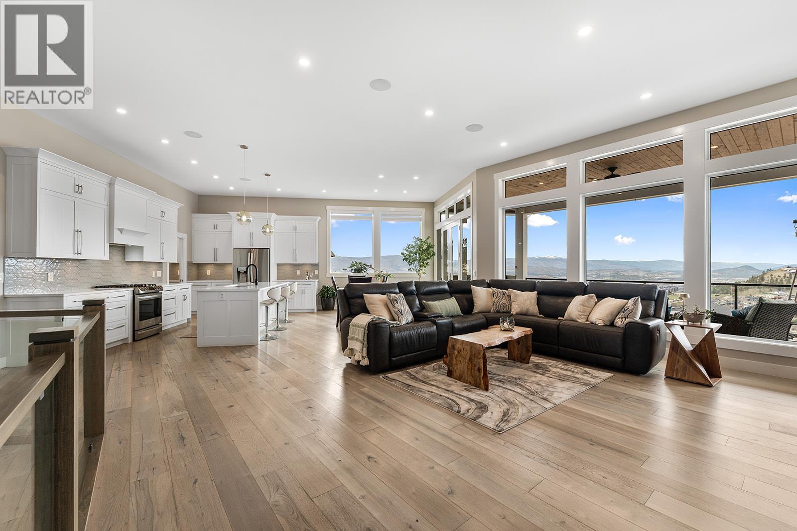 Additional image 3 of 2122 Tramonto Court, Kelowna, BC, V1P1V1
