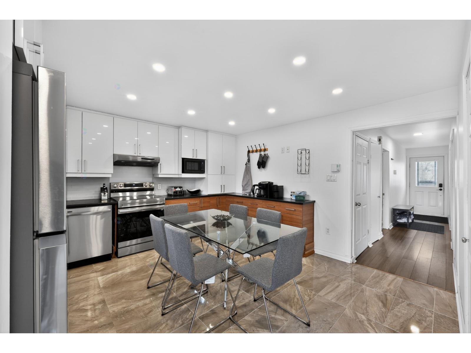 571 Rue Frontenac