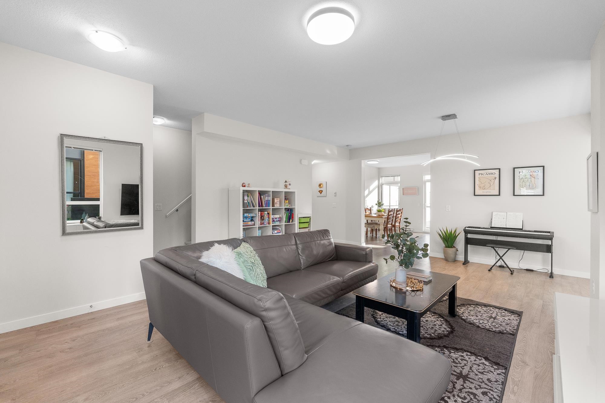Additional image 4 of 109-15111 Edmund Drive, Surrey, BC, V3S 0A5