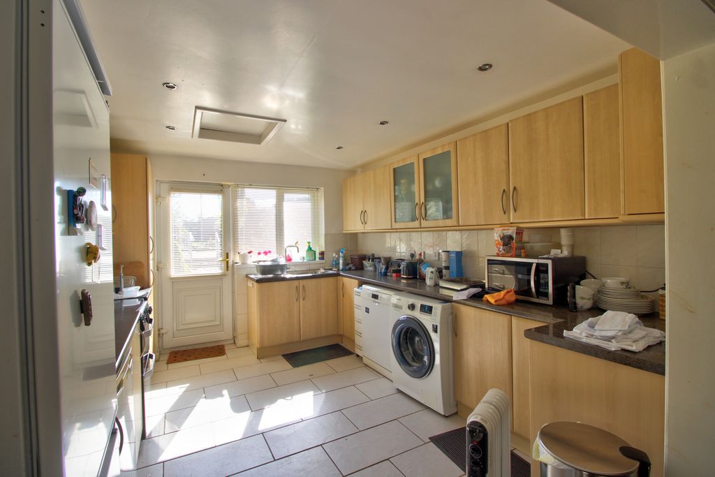 Additional image 11 of 4 bed semi-detached house for saleMalpas Road, Newport NP20