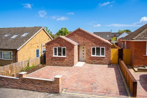 West Road, New Costessey, Norwich NR5