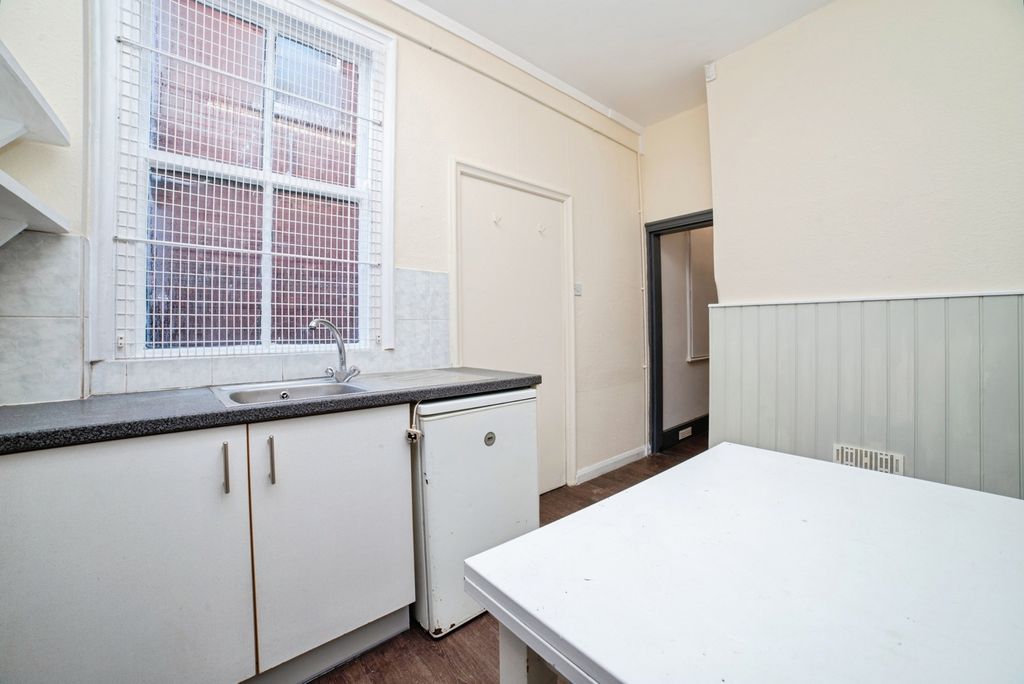 Additional image 4 of 2 bed flat for saleNottingham Road, Somercotes, Alfreton, Derbyshire DE55