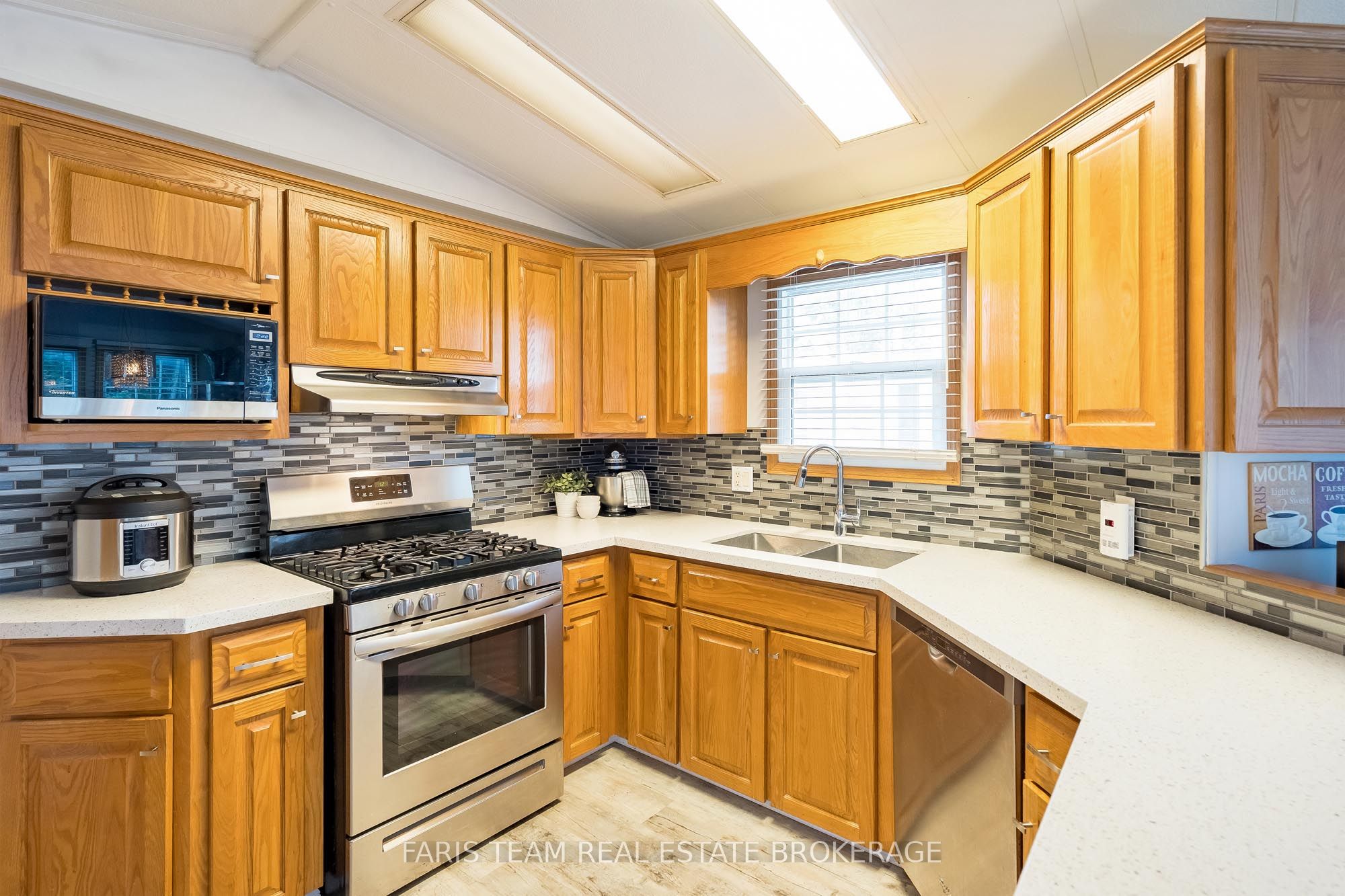 Additional image 6 of 3 St James Place, Wasaga Beach, ON, L9Z 3A8