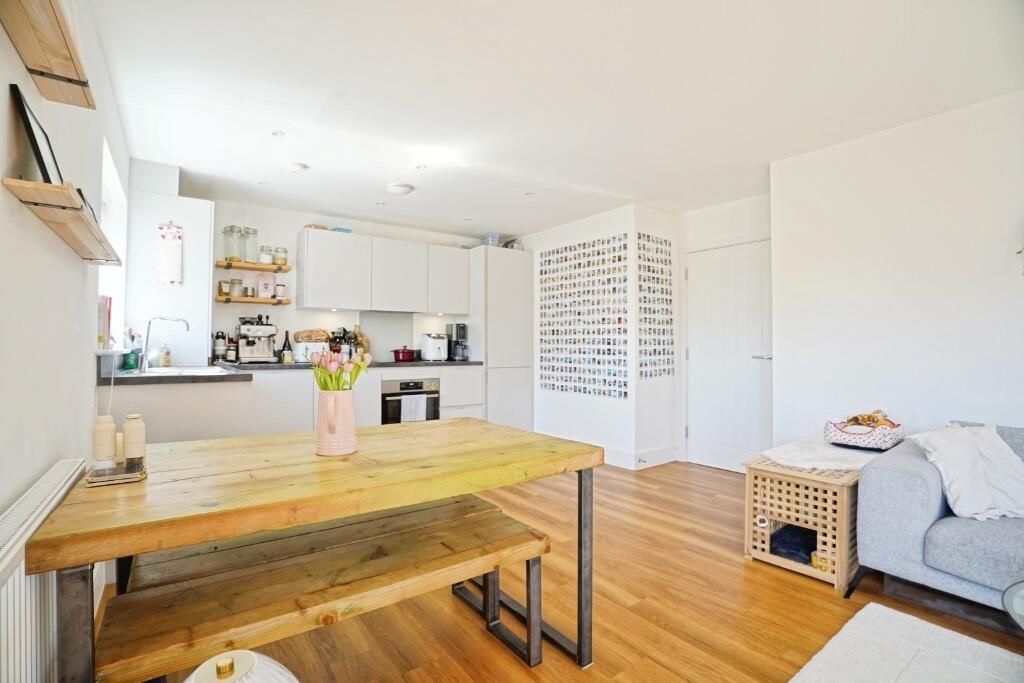 Additional image 4 of 1 bed flat for saleKiffin Road, Bishops Stortford CM23
