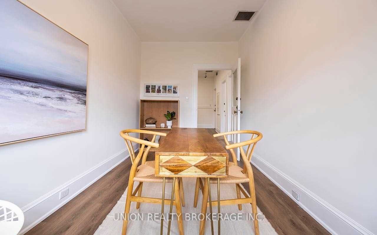 4-2234 Queen Street E, Toronto, ON, M4E 1G2