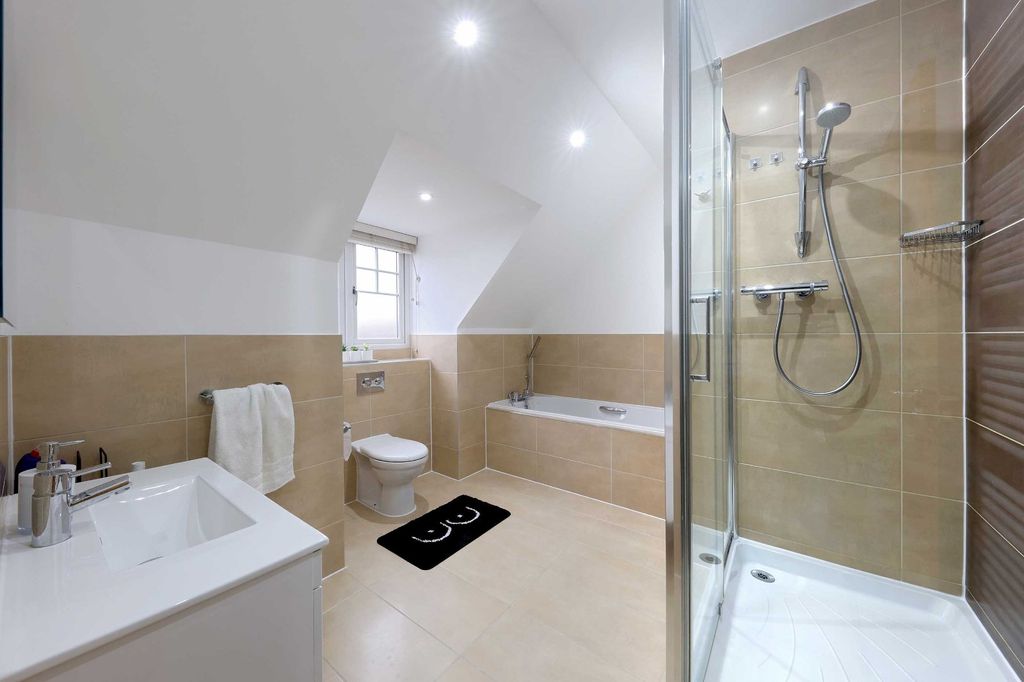 Additional image 19 of 5 bed detached house for saleLord Reith Place, Beaconsfield, Buckinghamshire HP9