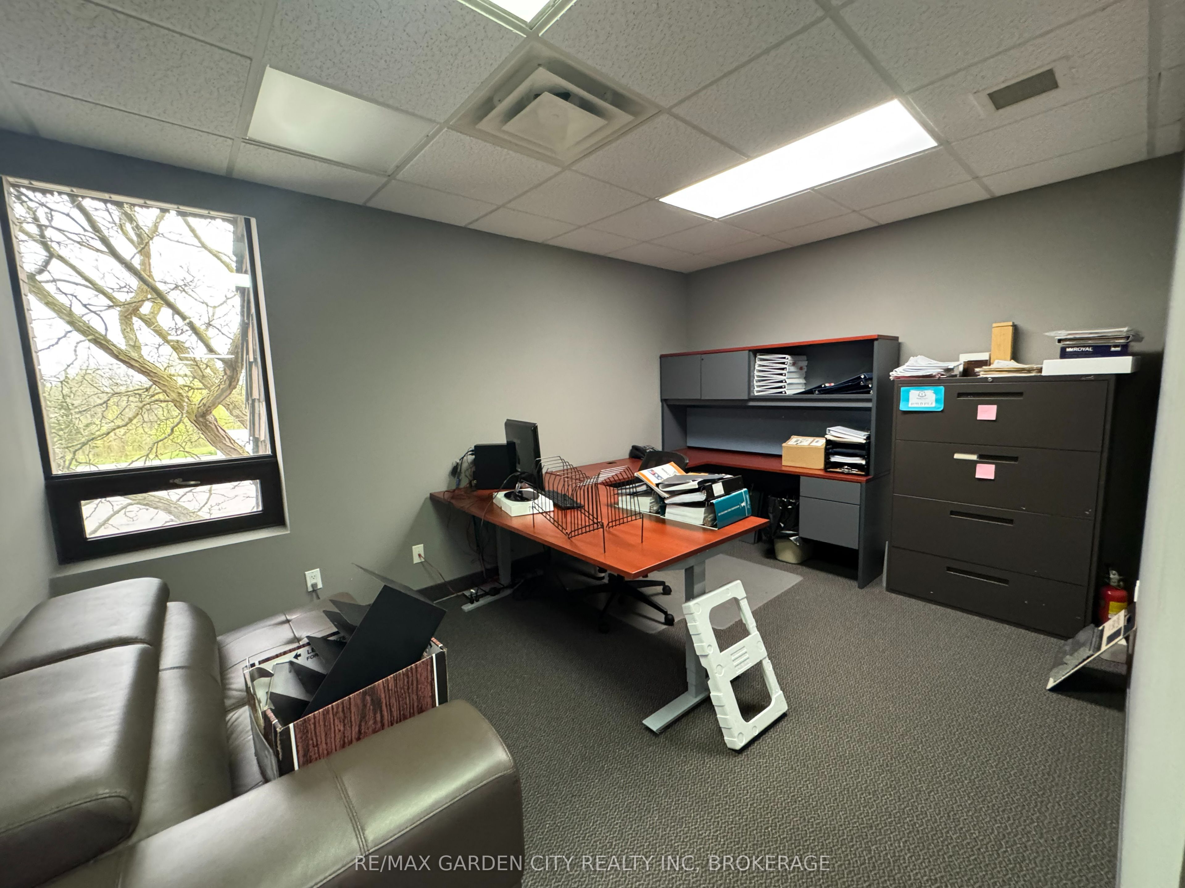 Additional image 6 of 2nd floor-236 Glenridge Avenue, St. Catharines, ON, L2T 3J9