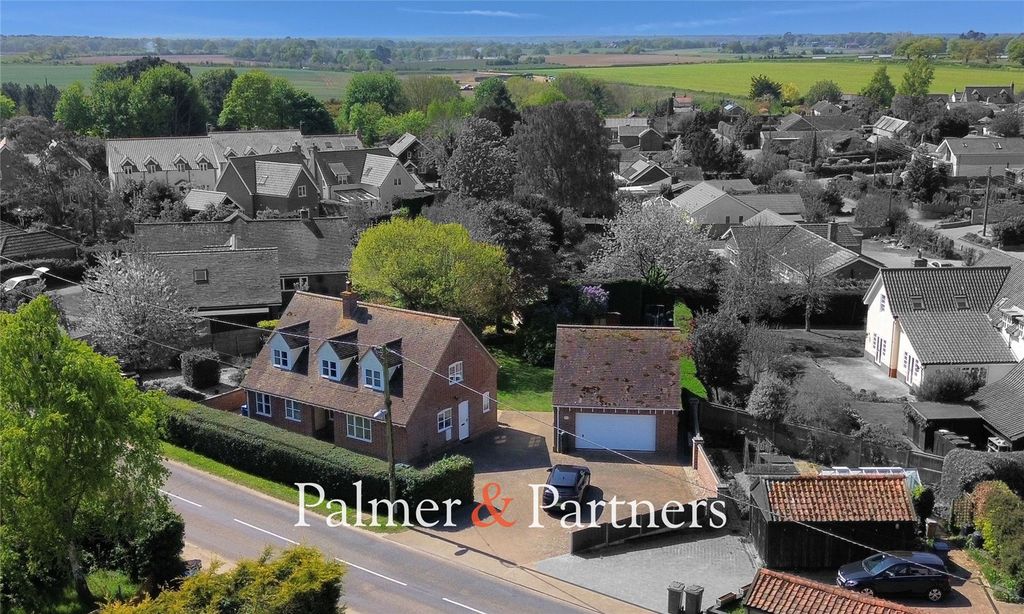 4 bed detached house for saleAldeburgh Road, Friston, Suffolk IP17