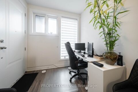 Additional image 8 of 1-1776A Lawrence Avenue W, Toronto, ON, M6L 0A3