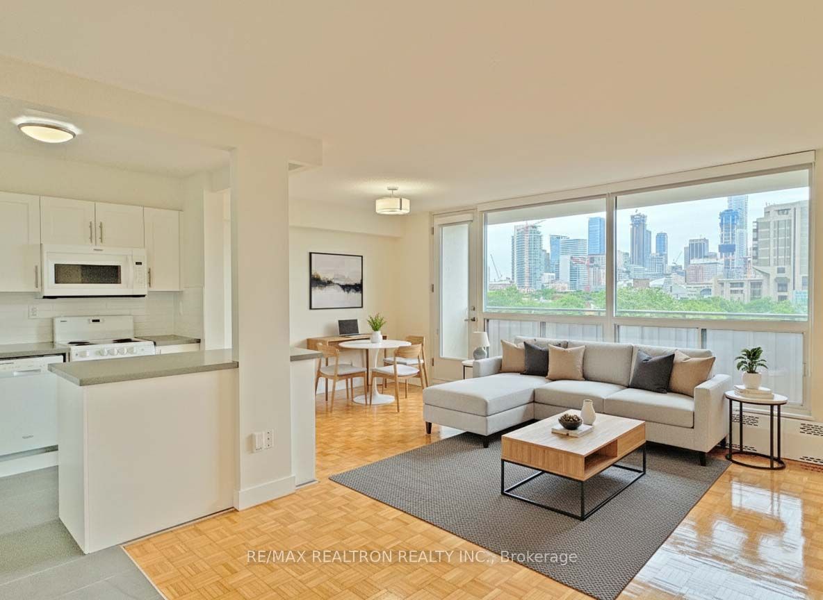 2010-666 Spadina Avenue, Toronto, ON, M5S 2H8