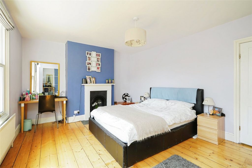 Additional image 9 of 3 bed terraced house for saleKings End, Bicester, Oxfordshire OX26