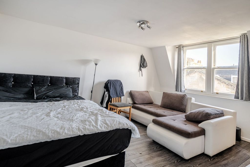Additional image 11 of 3 bed flat for saleDuke Street, Bath BA2