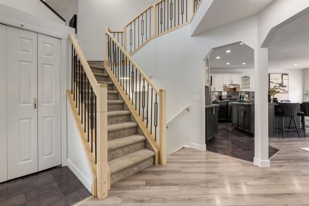 Additional image 3 of 82 Hidden Ridge View NW, Calgary, AB, T3A 5V8