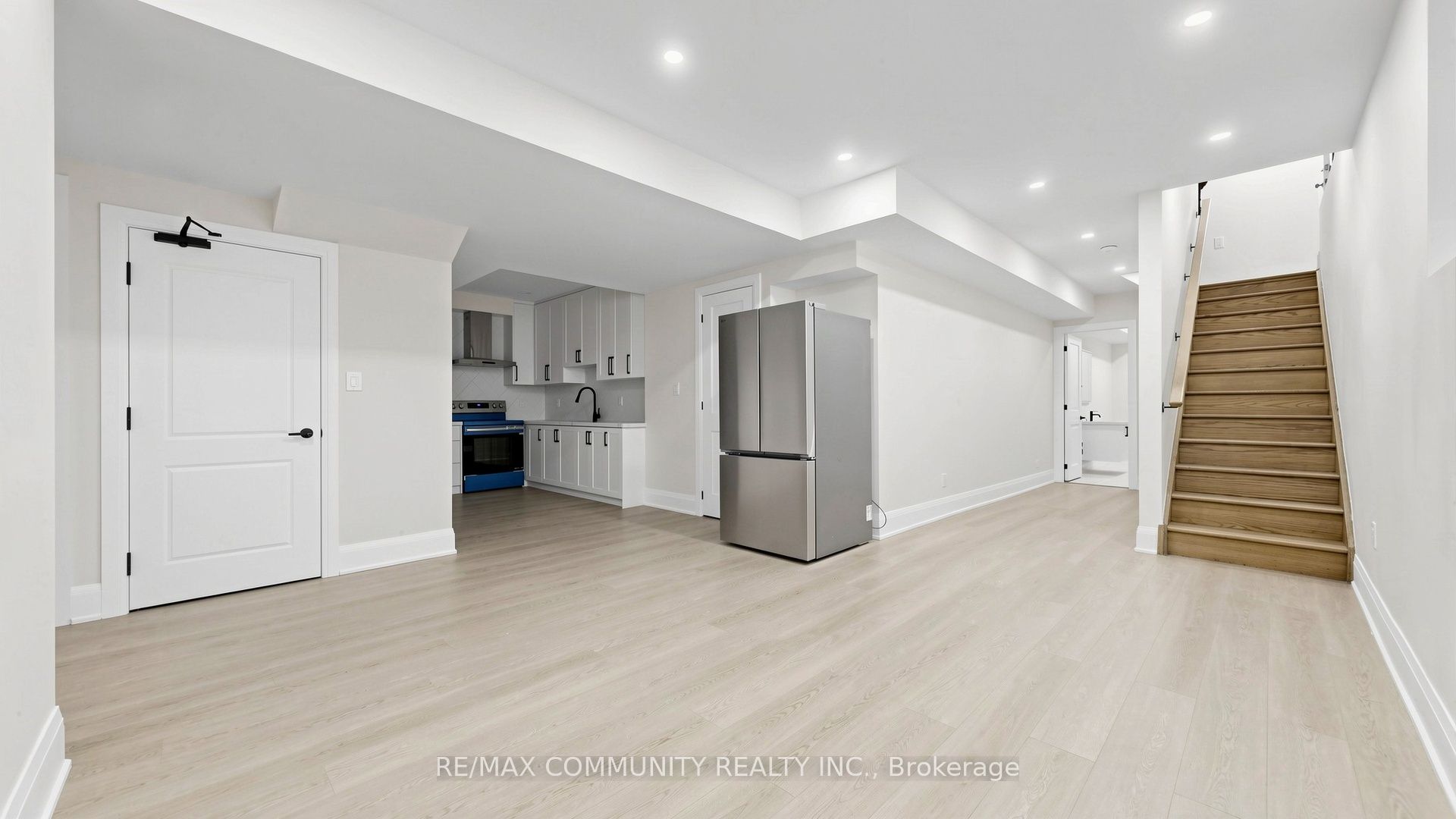 Additional image 4 of 1544A Honey Locust Place, Pickering, ON, L1X 0P1