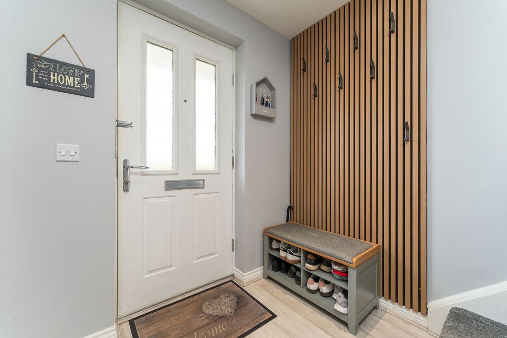 Additional image 13 of 4 bed town house for saleGisborne Drive, Airdrie ML6