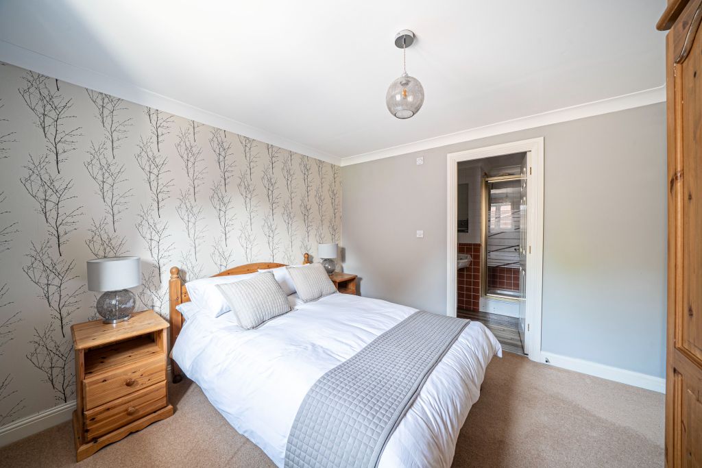 Additional image 20 of 6 bed detached house for saleElizabeth Court, Penton Corner SP11