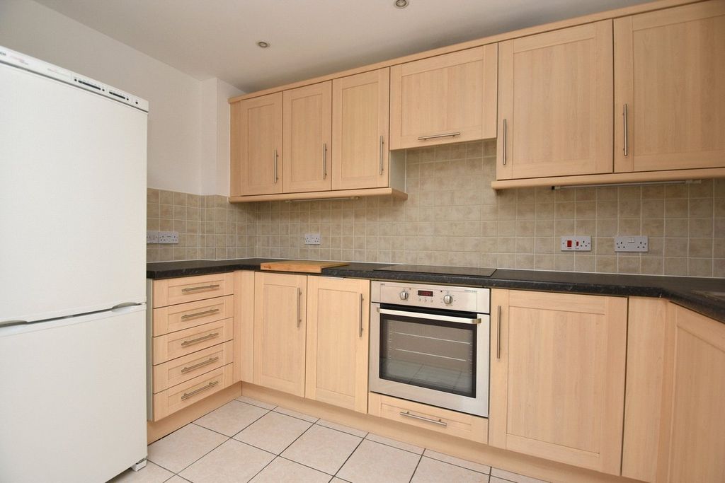 Additional image 4 of 2 bed flat for saleOld Maltings Court, Old Maltings Approach, Melton, Woodbridge IP12