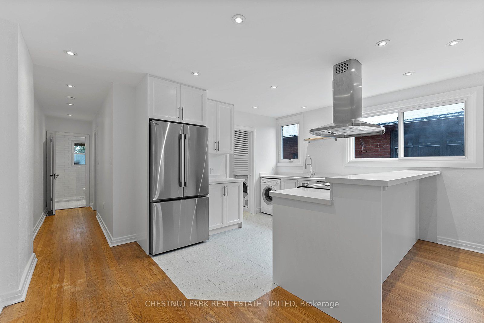 Additional image 2 of Upper-26 Strathgowan Avenue, Toronto, ON, M4N 1B9