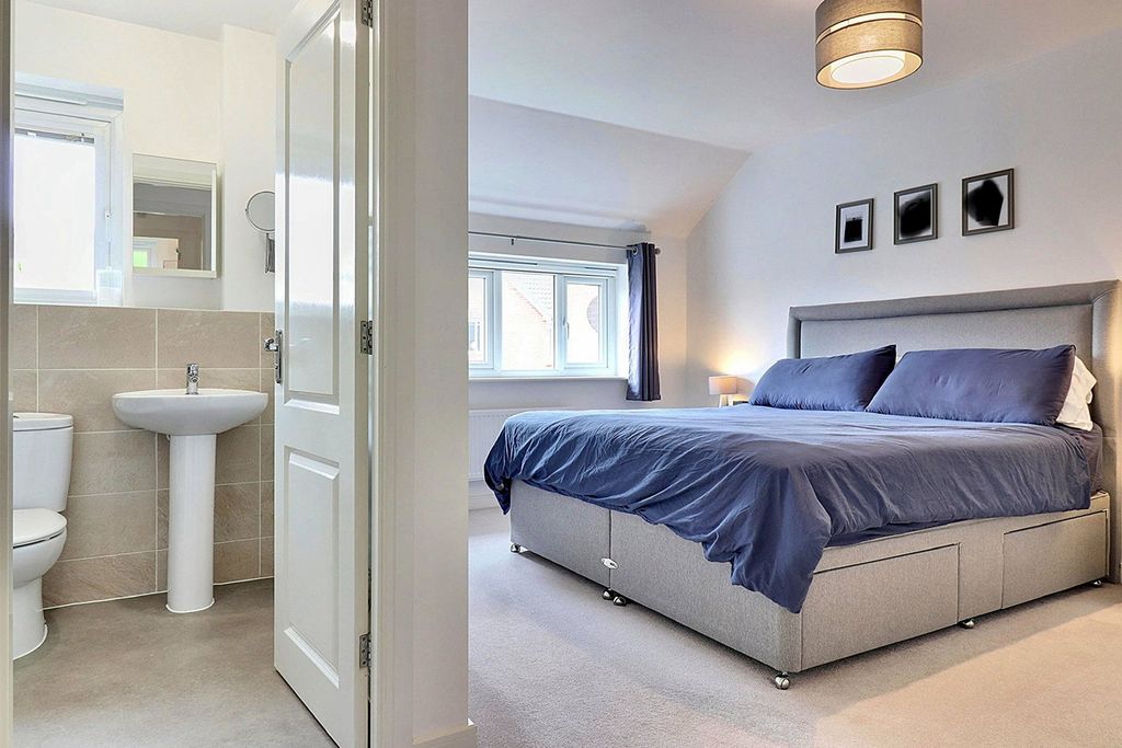 Additional image 14 of 4 bed detached house for saleGeorge Crescent, St. Edeyrns Village, Old St. Mellons, Cardiff CF3