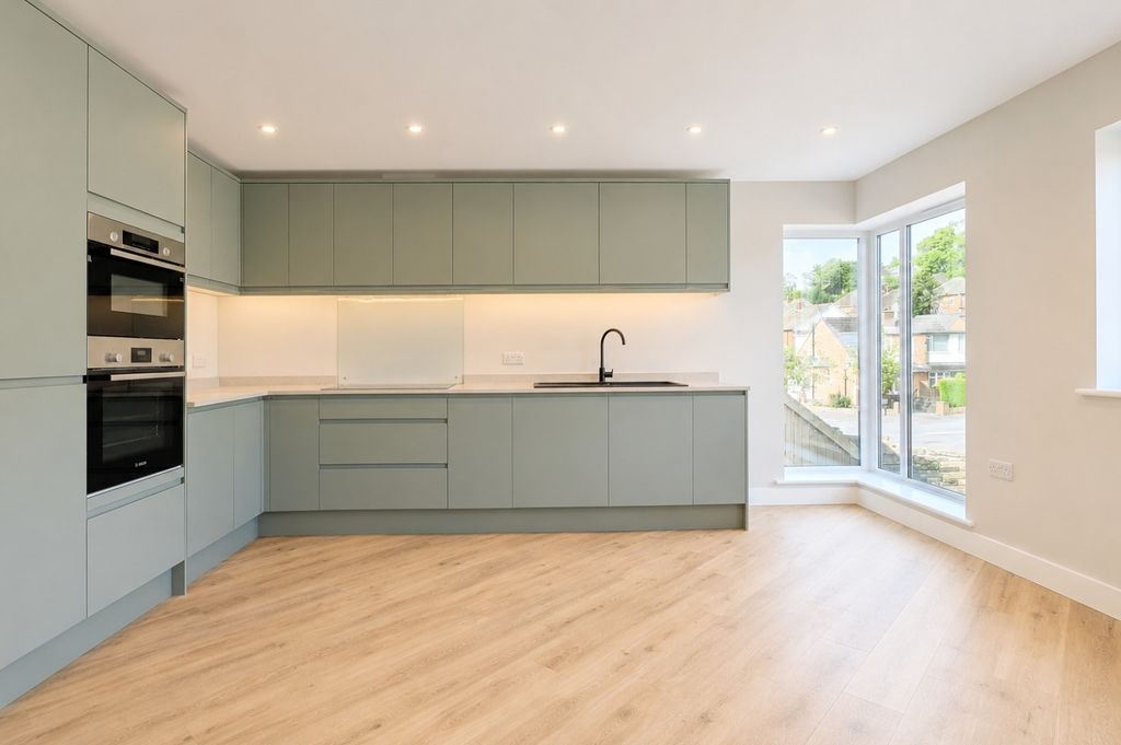 Additional image 14 of 4 bed detached house for saleCastlefields Drive, Brighouse, West Yorkshire HD6