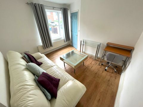 Manton Crescent, Lenton Abbey, Nottingham NG9