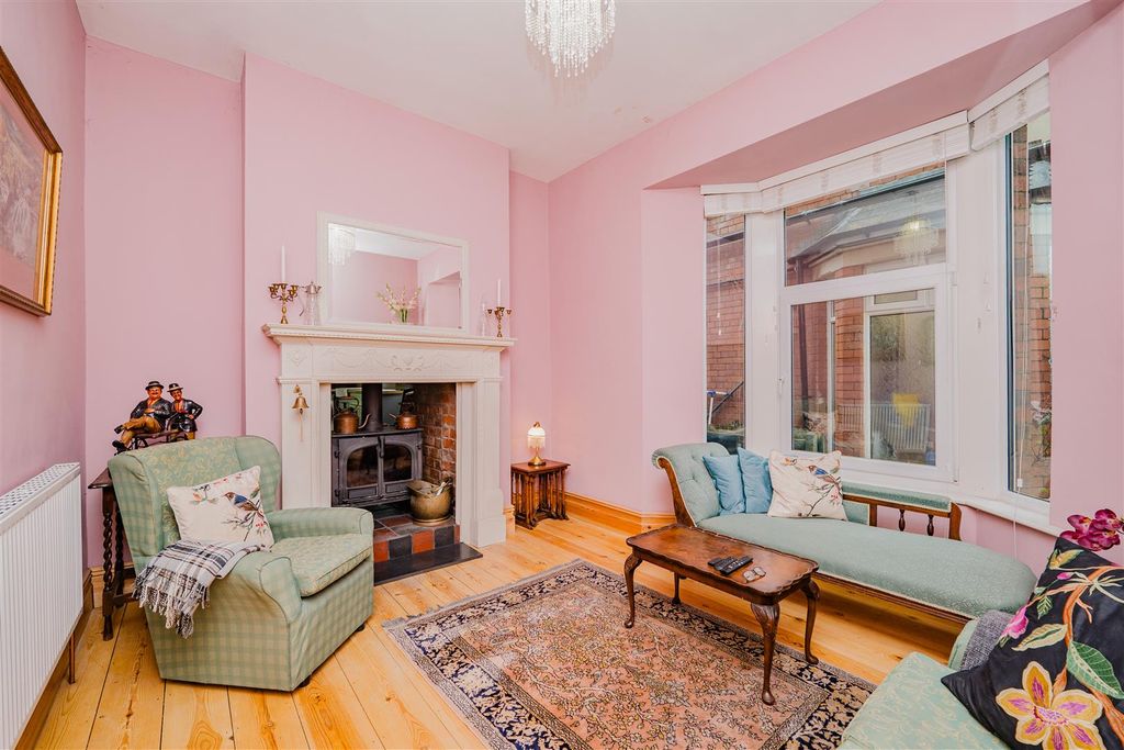 Additional image 4 of 5 bed semi-detached house for saleThe Parade, Barry CF62