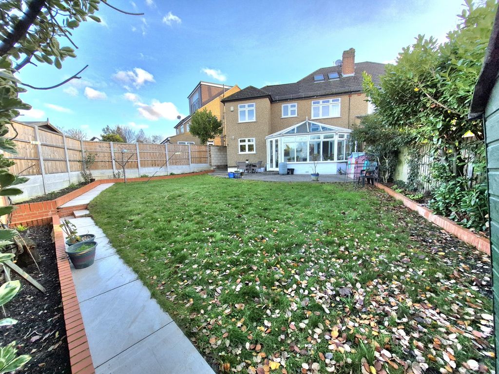 Additional image 8 of 4 bed semi-detached house for saleDevon Close, Buckhurst Hill IG9