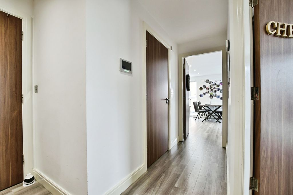 Additional image 12 of 2 bed flat for saleBaskerville Road, Altrincham, Greater Manchester WA14