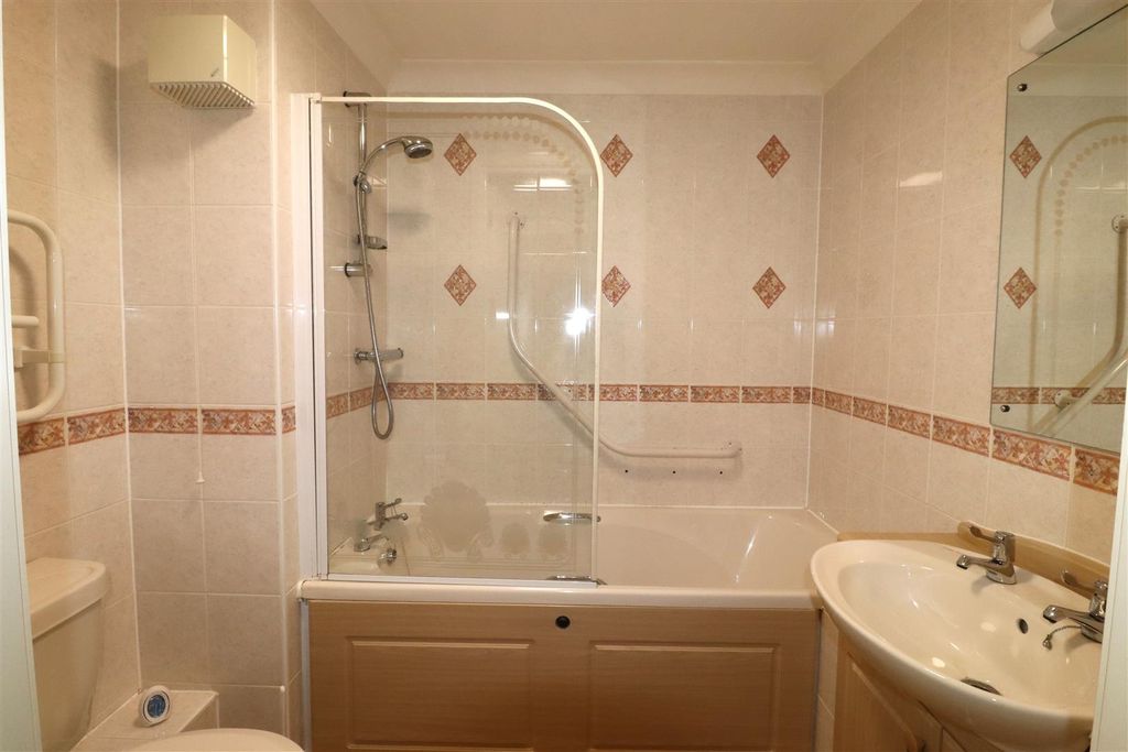 Additional image 17 of 2 bed flat for sale8 Royal Ness Court, Ness Walk, Inverness IV3