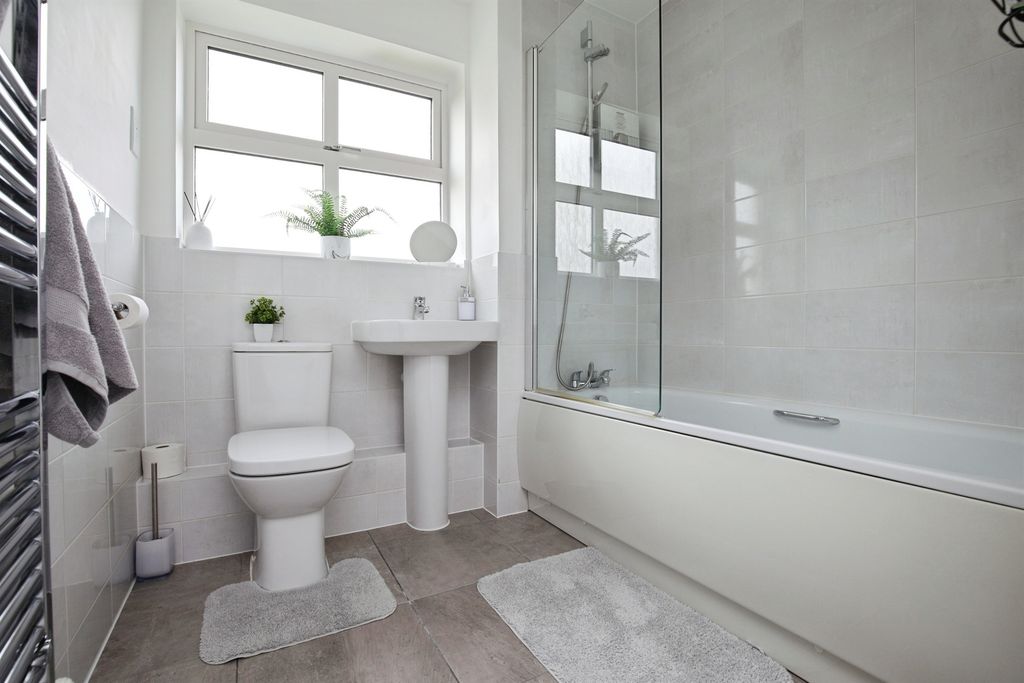 Additional image 9 of 3 bed maisonette for saleDraper Close, Andover SP11