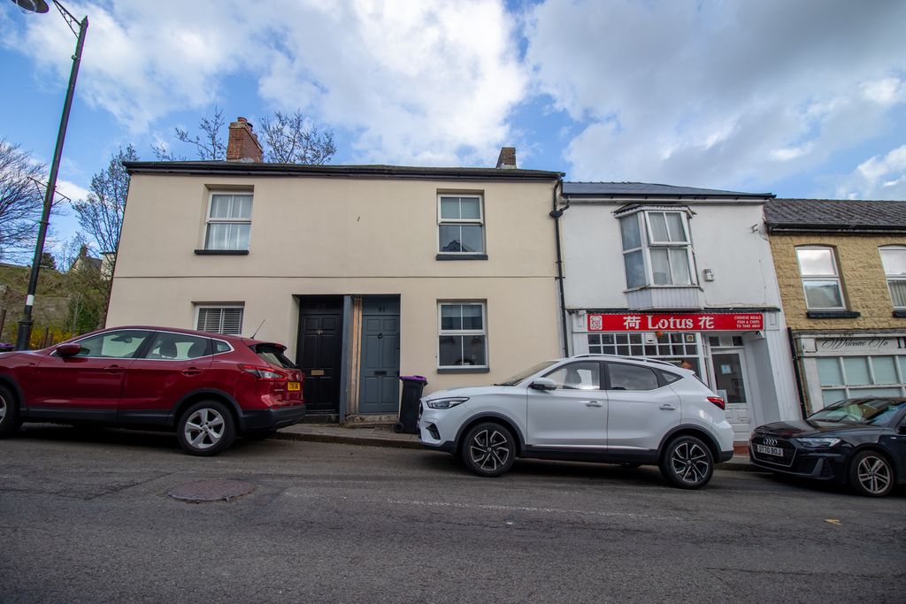 3 bed terraced house for saleBroad Street, Blaenavon NP4
