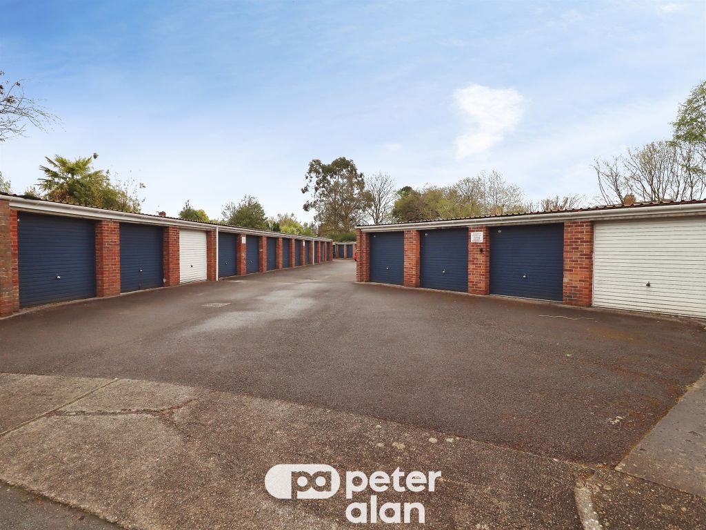 Additional image 13 of 2 bed maisonette for salePark Lane, Whitchurch, Cardiff CF14