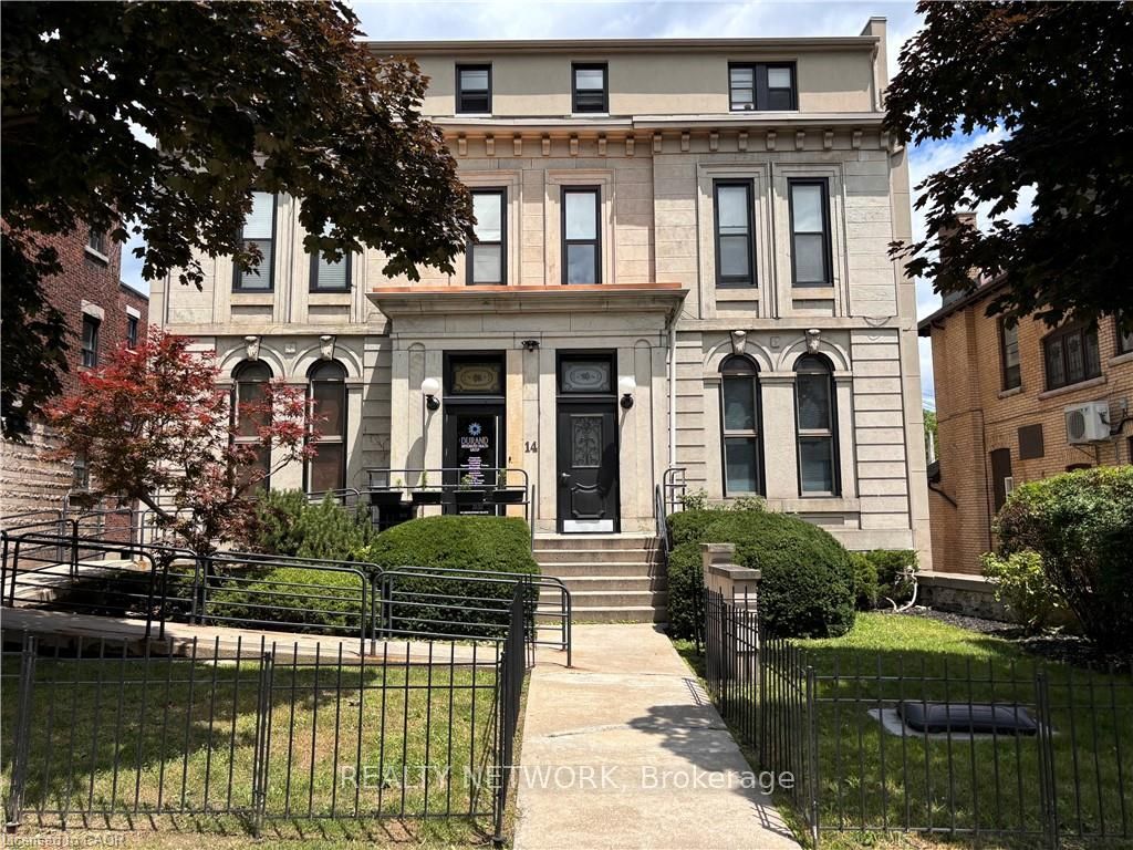 14 Duke Street, Hamilton, ON, L8P 1X1