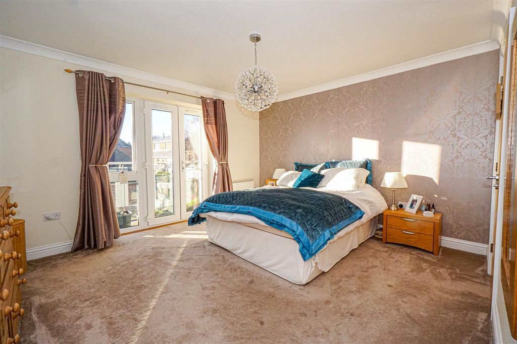 Additional image 4 of 2 bed flat for saleBeachy Head View, St. Leonards-On-Sea TN38