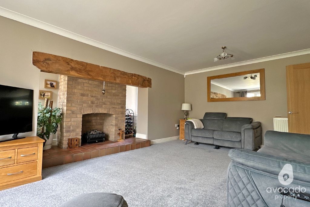 Additional image 8 of 5 bed detached house for saleOxlip Leyes, Bure Park, Bicester OX26