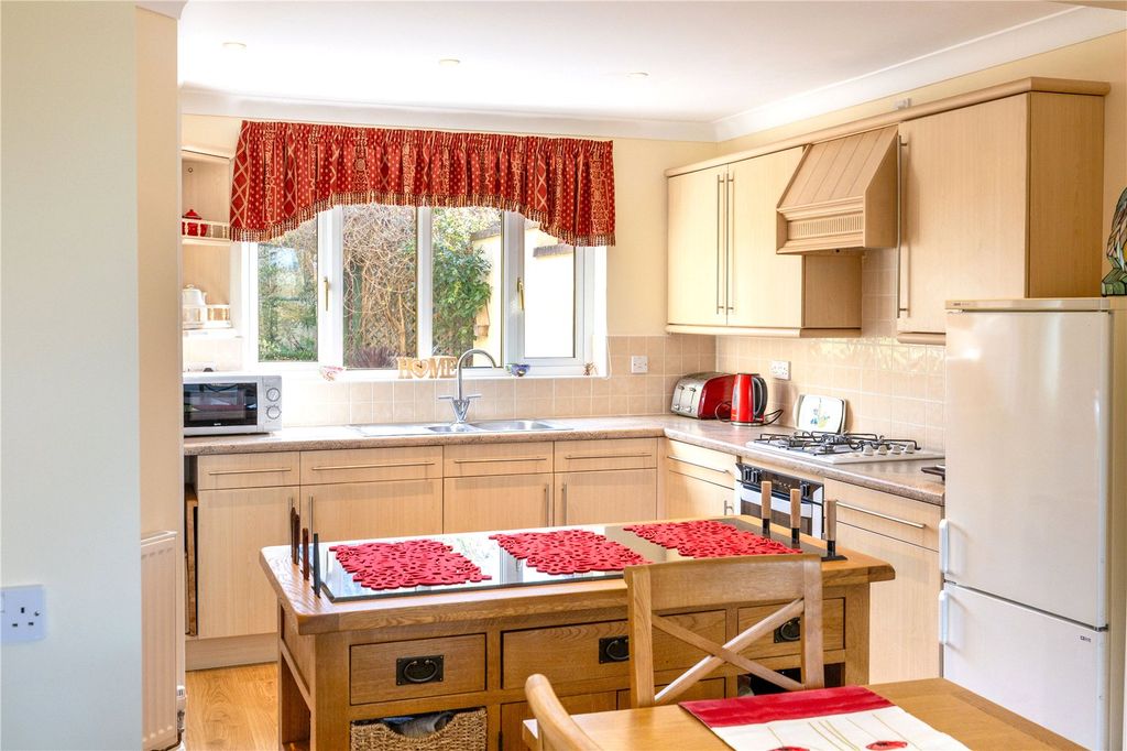 Additional image 8 of 4 bed detached house for saleWarren View, Bideford, Devon EX39