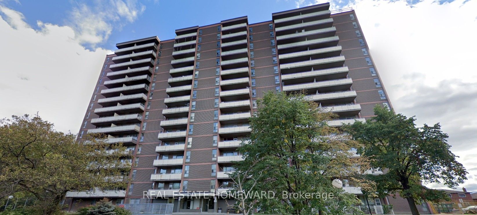 104-235 Grandravine Drive, Toronto, ON, M3N 1J2