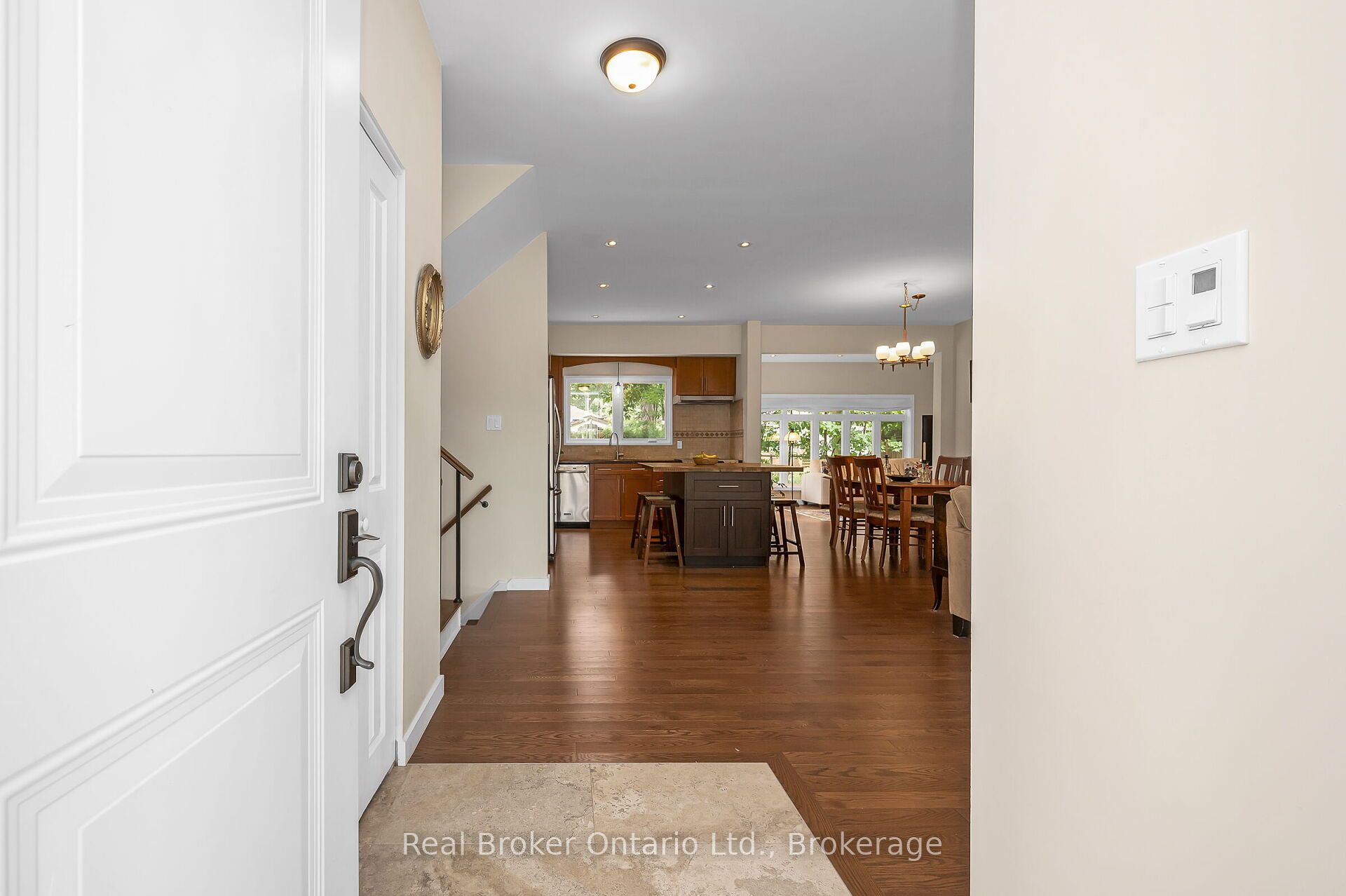 Additional image 4 of 285 Surrey Drive, Oakville, ON, L6L 3T6