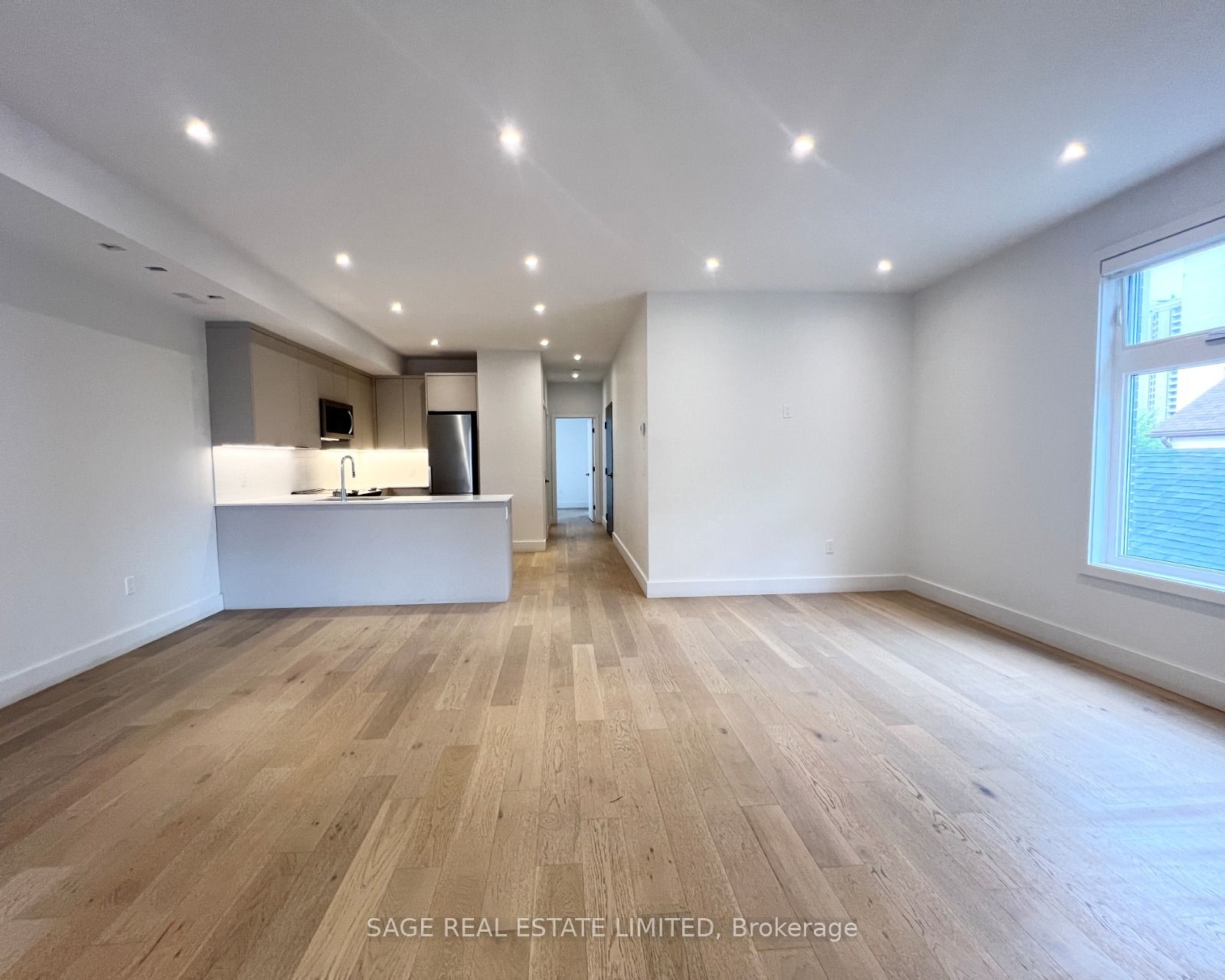 Additional image 2 of 2-909 Castlefield Avenue, Toronto, ON, M6B 1C9