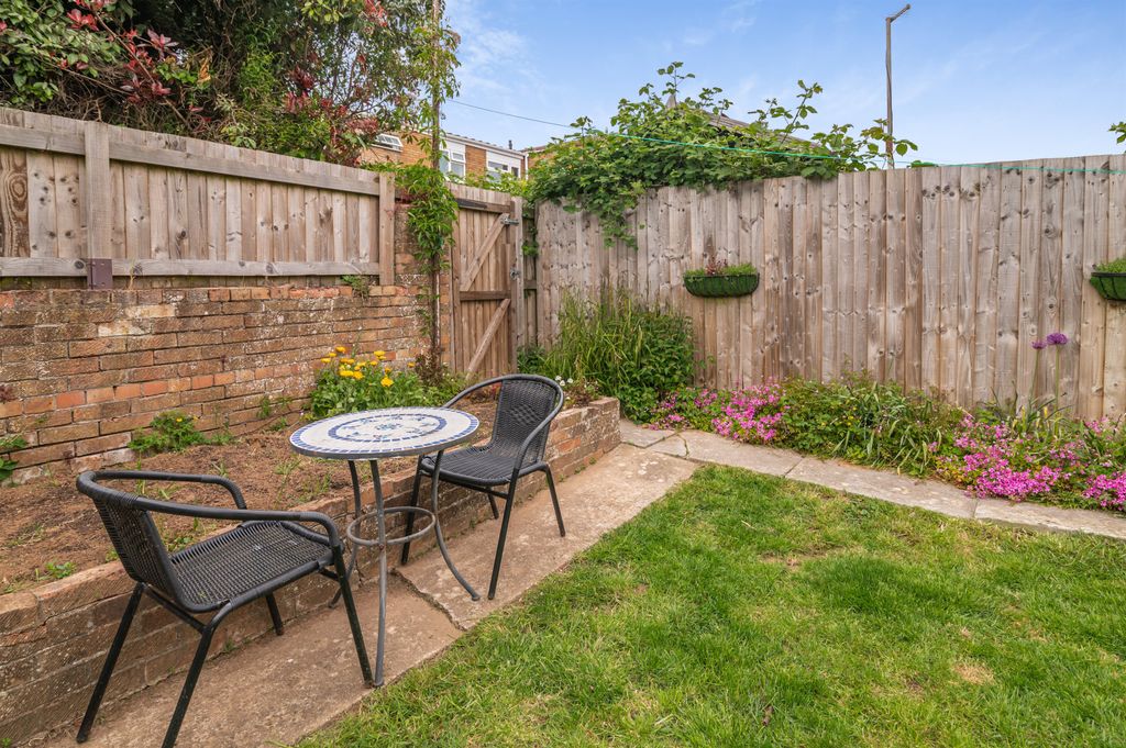 Additional image 14 of 2 bed bungalow for saleOak Close, Bulwark, Chepstow, Monmouthshire NP16