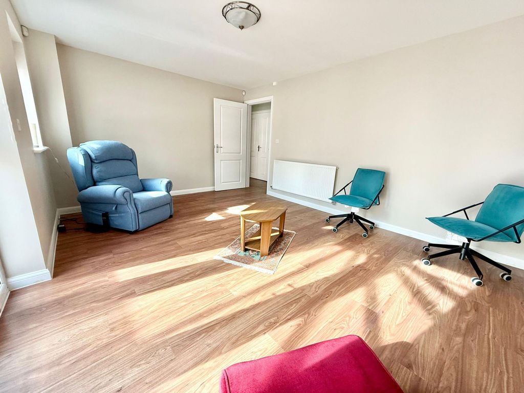 Additional image 10 of 4 bed detached house for saleJohn Jobbins Way, Penygarn, Pontypool NP4