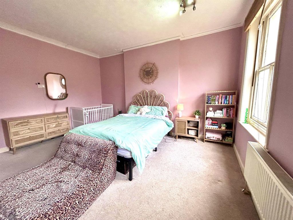 Additional image 8 of 2 bed flat for saleEversley Road, Bexhill TN40